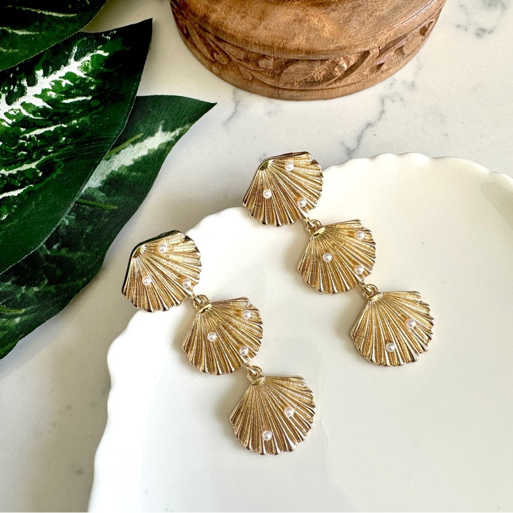 2/$30🌵 Gold Seashell Earrings Shell Faux Pearl Beach Ocean Bohemian Jewelry NEW